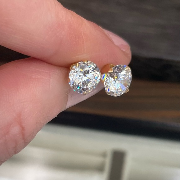 14Kt gold earrings - Picture 3 of 3